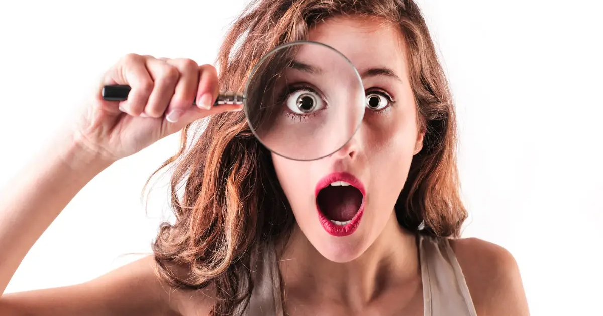 Prywatny detektyw – jak może pomóc i kiedy warto skorzystać z jego usług?